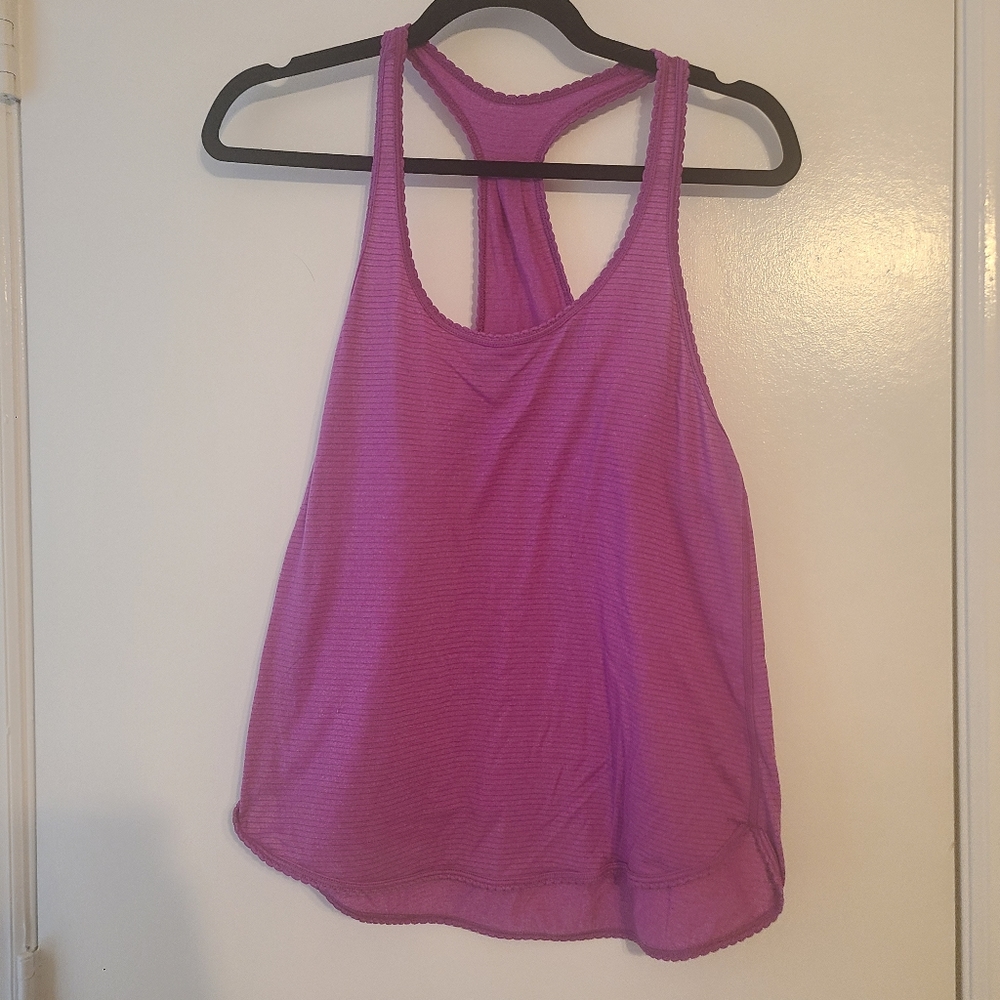 Lululemon tank